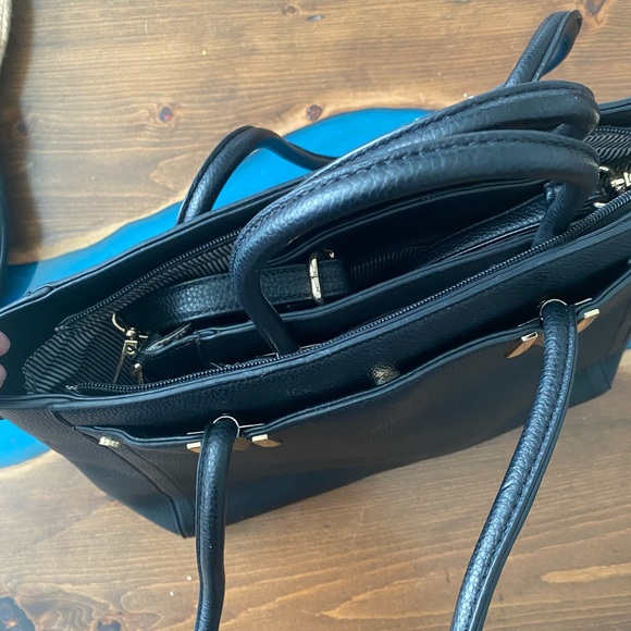 Black and Gold Leather Purse | 2-In-1 Purse Set - Picture 7 of 10